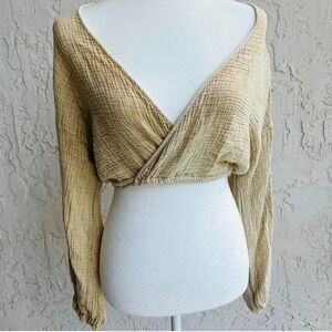 V neck long sleeve wrap around reversible tie crop top